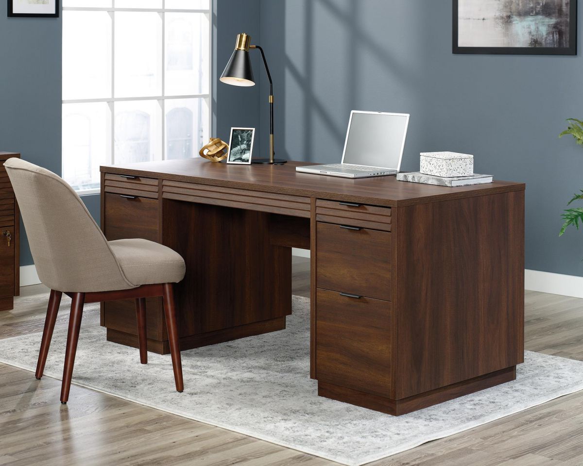 Elstree Executive Desk in Spiced Mahogany With Pencil Drawers