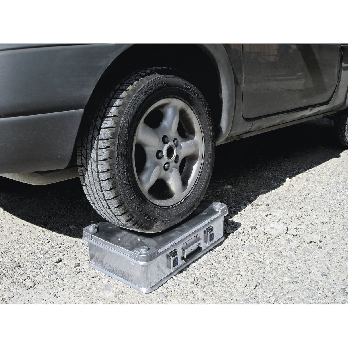 K 470 Universal Container
