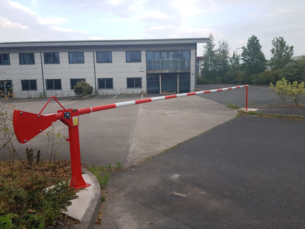 Heavy Duty Manual Raise Arm Barrier