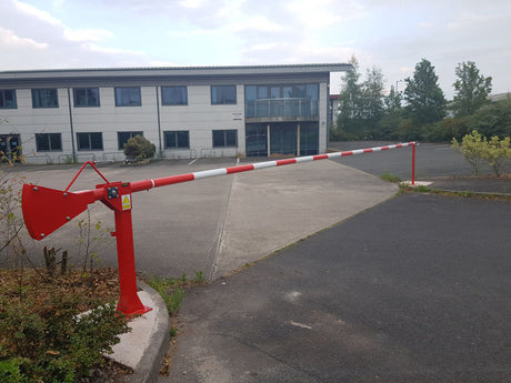 Heavy Duty Manual Raise Arm Barrier
